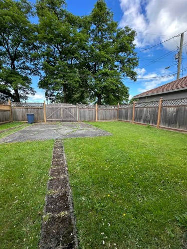 7223 Gladstone Street, Vancouver, BC 