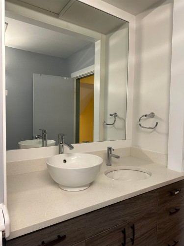 7223 Gladstone Street, Vancouver, BC 