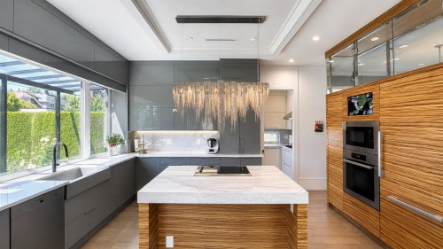 4632 11Th Avenue W, Vancouver, BC 