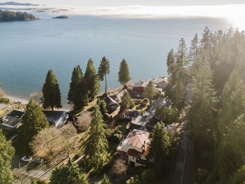 773 Franklin Road  Gibsons, BC V0N 1V8