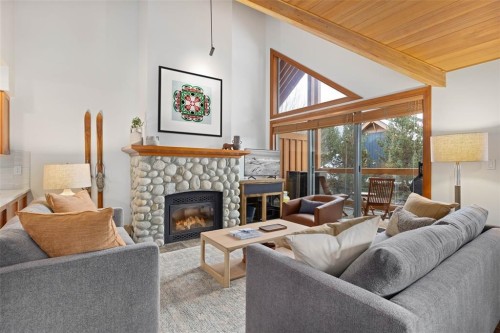 A-4847 Casabella Crescent, Whistler, BC 