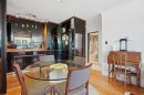 215-1425 Esquimalt Avenue, West Vancouver, BC 
