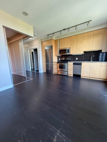 507-9025 Highland Court, Burnaby, BC 