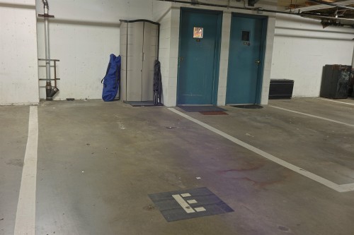 21-1345 4Th Avenue W, Vancouver, BC - Indoor Photo Showing Garage