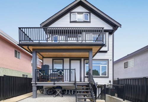 6749 Knight Street, Vancouver, BC 