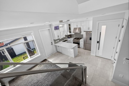 6749 Knight Street, Vancouver, BC 