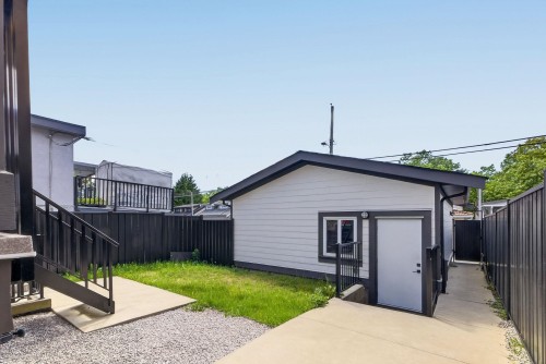 6749 Knight Street, Vancouver, BC 