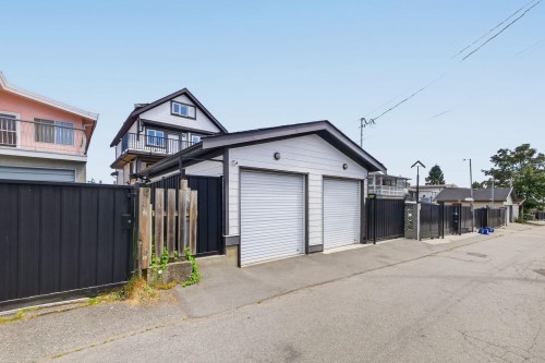 6749 Knight Street, Vancouver, BC 