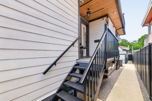 6749 Knight Street, Vancouver, BC 