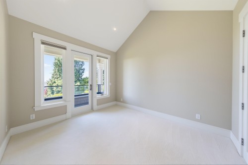 2645 Rosebery Avenue, West Vancouver, BC 