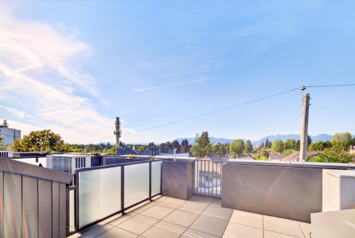 675 30Th Avenue W, Vancouver, BC 