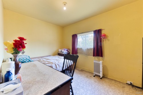 824 Semlin Drive, Vancouver, BC 