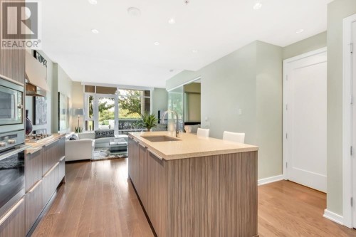 1618 Columbia Street, Vancouver, BC 