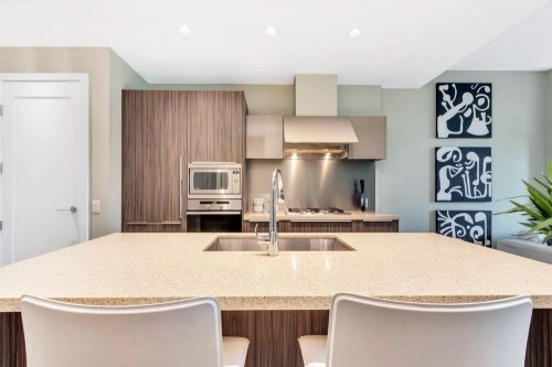 1618 Columbia Street, Vancouver, BC 