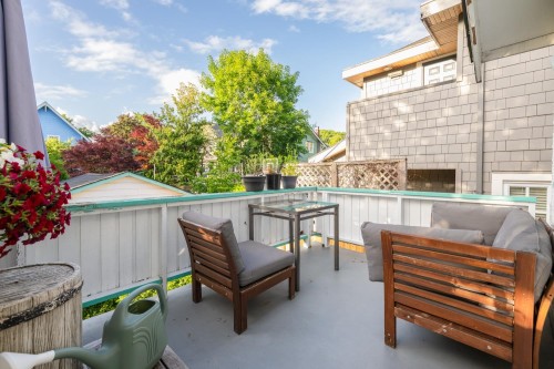 3627 7Th Avenue W, Vancouver, BC 