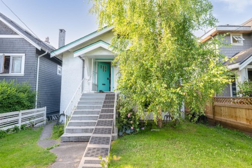 3627 7Th Avenue W, Vancouver, BC 