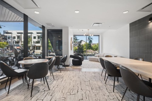 563-422 3Rd Street E, North Vancouver, BC 