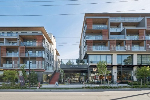 563-422 3Rd Street E, North Vancouver, BC 