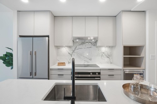 563-422 3Rd Street E, North Vancouver, BC 