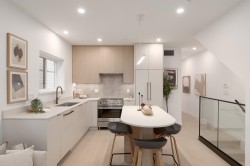 209-2339 34th Avenue E Vancouver, BC V5R 2S6