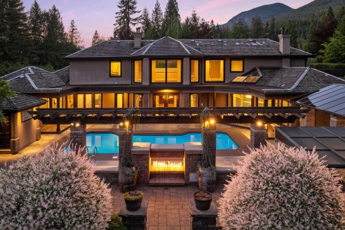 2514 East Road, Anmore, BC 
