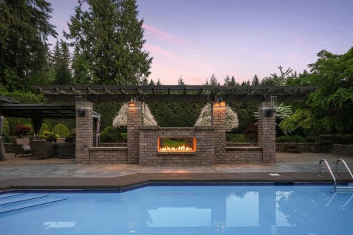 2514 East Road, Anmore, BC 