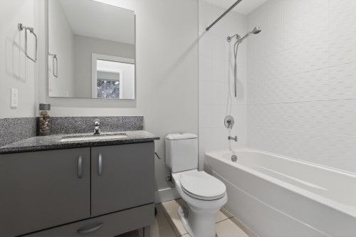 311-5955 Iona Drive, Vancouver, BC 