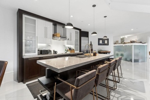 304-1102 Hornby Street, Vancouver, BC 