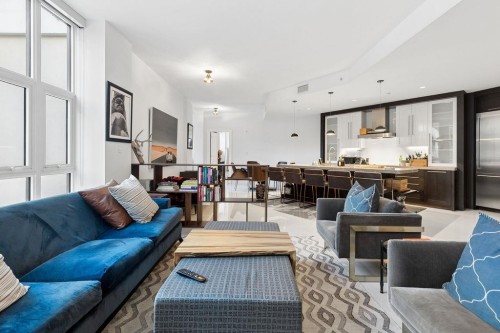 304-1102 Hornby Street, Vancouver, BC 