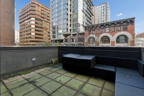 304-1102 Hornby Street, Vancouver, BC 