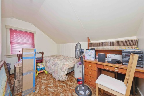 423 37Th Avenue E, Vancouver, BC 
