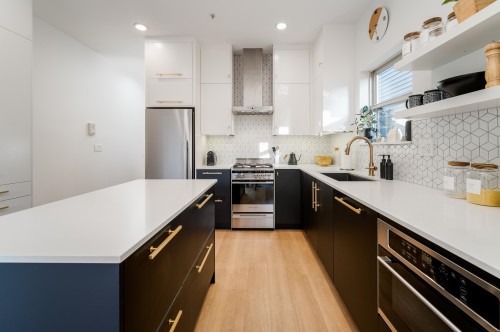 5418 Main Street, Vancouver, BC 