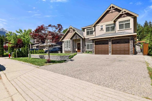 41440 Dryden Road  Squamish, BC V8B 1H0