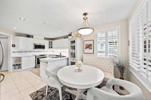 204-1250 55 Street  Delta, BC V4M 3K3