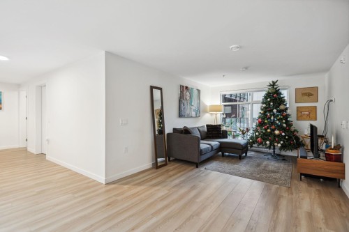 207-232 Sixth Street, New Westminster, BC 