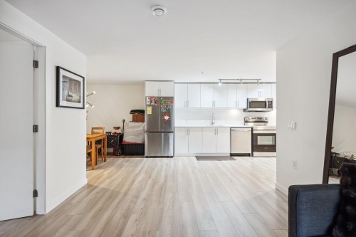 207-232 Sixth Street, New Westminster, BC 