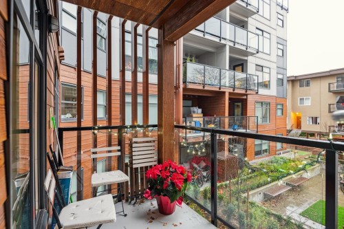 207-232 Sixth Street, New Westminster, BC 