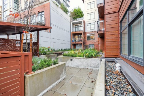 207-232 Sixth Street, New Westminster, BC 