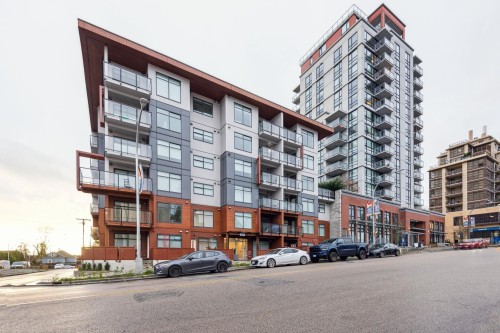207-232 Sixth Street, New Westminster, BC 