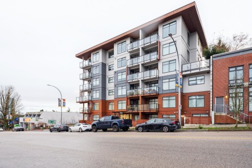 207-232 Sixth Street, New Westminster, BC 