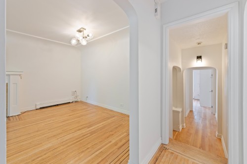 2744 10Th Avenue W, Vancouver, BC 