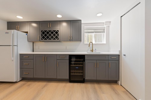 2744 10Th Avenue W, Vancouver, BC 