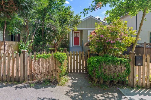2744 10Th Avenue W, Vancouver, BC 