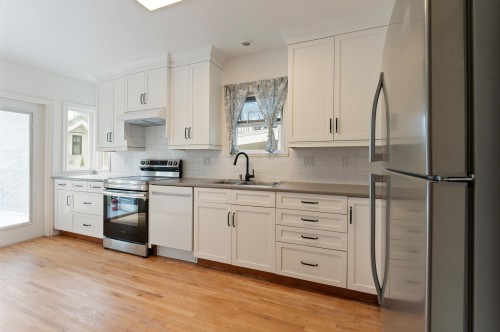 2744 10Th Avenue W, Vancouver, BC 