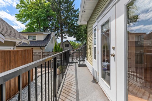 2744 10Th Avenue W, Vancouver, BC 