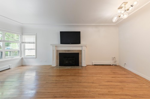 2744 10Th Avenue W, Vancouver, BC 
