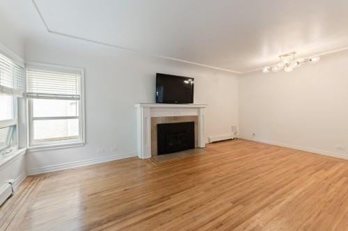 2744 10Th Avenue W, Vancouver, BC 