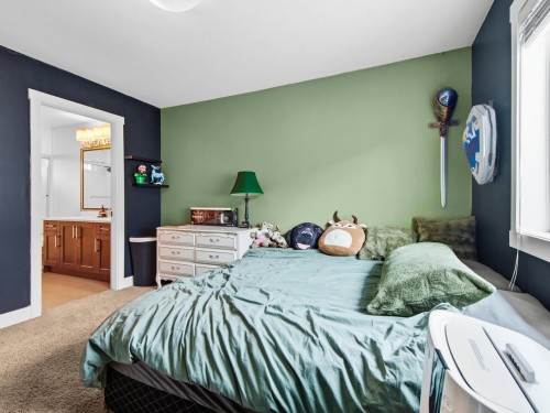 1029 Salter Street, New Westminster, BC 