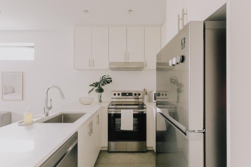 2913 Trinity Street, Vancouver, BC 
