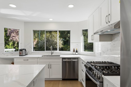 5399 Westhaven Wynd, West Vancouver, BC 